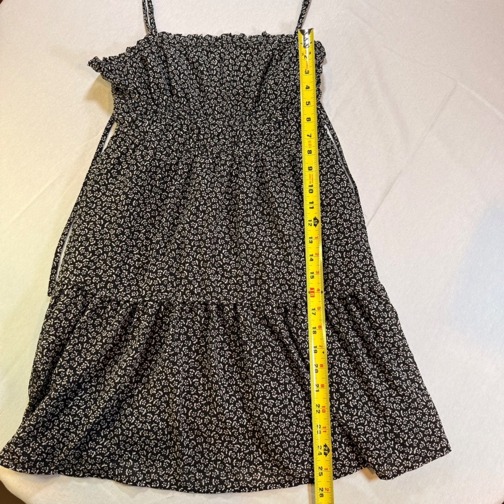 Madewell Floral Smocked Mini Dress Womens XS Black White Ditsy Coquette Dainty - Picture 9 of 9